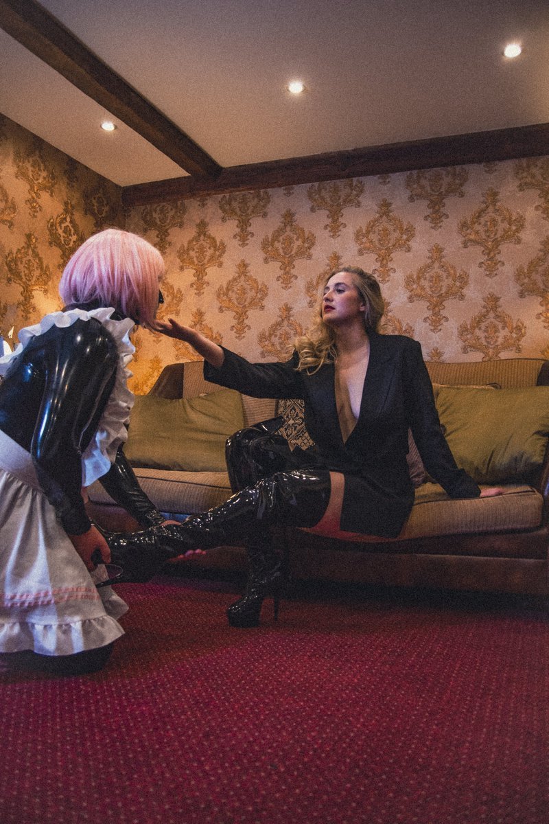 Charlotte Douleur tweet media