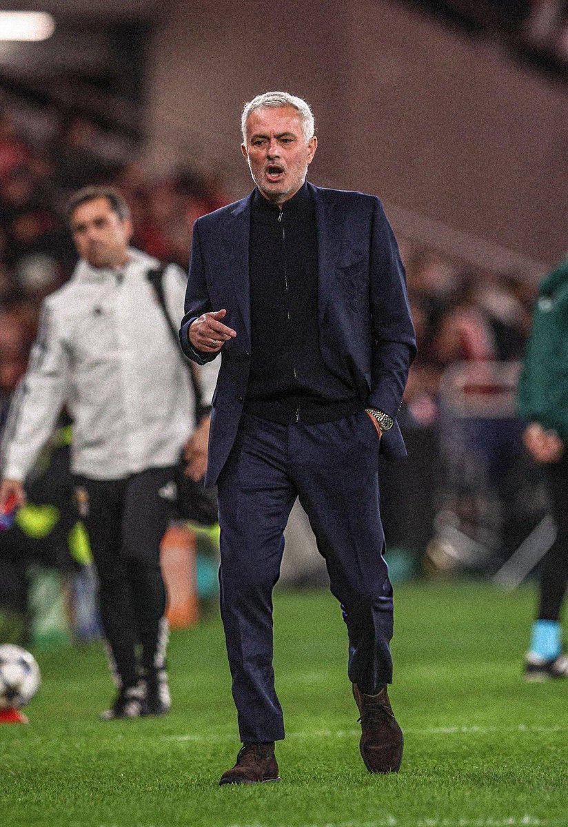 nerazzurriSoci_'s tweet photo. ONE LAST DANCE.... https://t.co/yQh05OMhRU