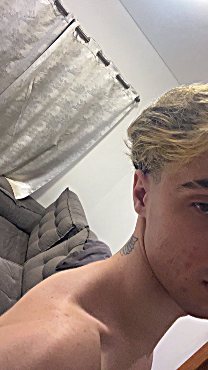 Lukipoppy tweet media