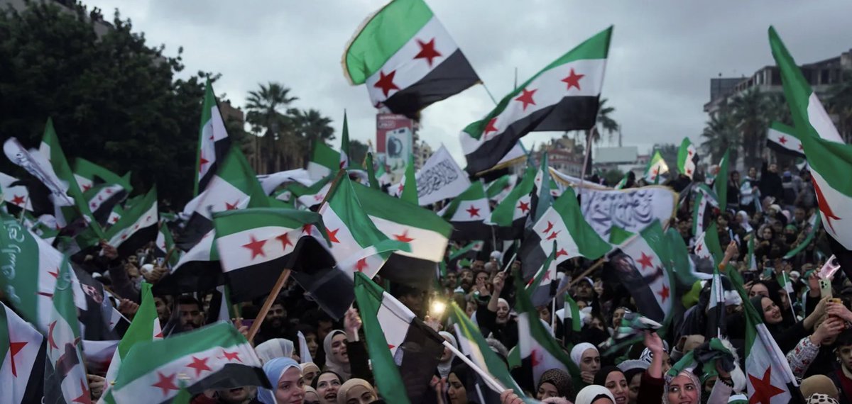 🇸🇾🇺🇸 سوريا الجديدة بدون عقوبات قيصر..
🇺🇸 مجلس النواب الأمريكي صوّت على إلغاء العقوبات التي كانت مفروضة على سوريا "قيصر" بموافقة 312 نائب أغلبهم من الحزب الجمهوري..
🇺🇸 شكرا سيادة الرئيس ترامب..والشكر موصول لكل نائب صوّت لصالح سوريا الحرة
🇸🇾🎉 مبارك للشعب السوري..