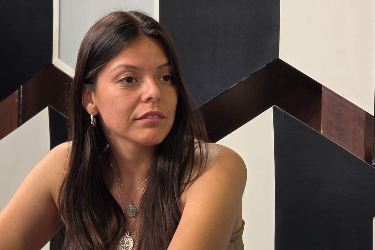 “Hoy es un día muy importante porque asumieron los concejales. La gente está empezando a mirar con otros ojos a los políticos, pero no está acompañando. Es una gran responsabilidad porque el presidente <a href="/JMilei/">Javier Milei</a> le está devolviendo las esperanzas al pueblo” <a href="/MariaEmiliaOro/">Maria Emilia Orozco💜</a>