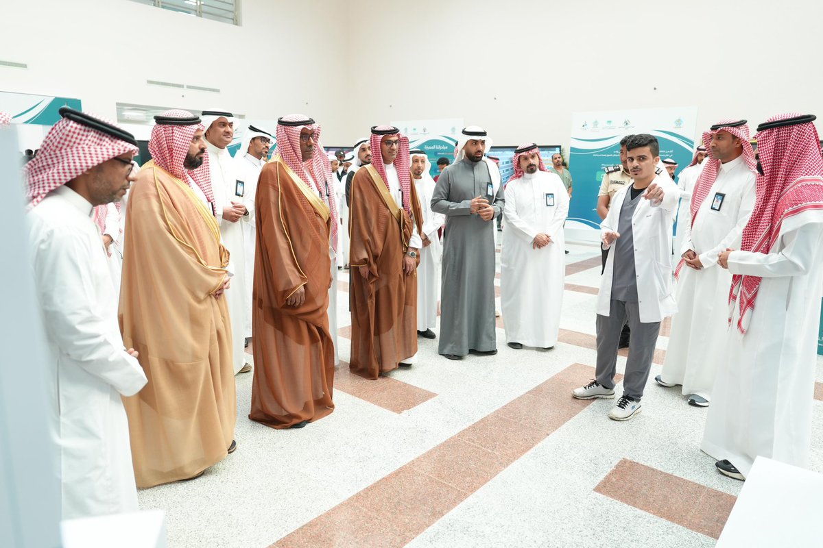 SnAw78's tweet image. سعيد بمشاركتي في فعالية اليوم السعودي والعالمي للتطوع في المستشفى الجامعي، وتمثيل عمادة شؤون الطلاب وكلية الطب في عرض المبادرات والإنجازات التطوعية لعام 2024-2025🌟
#اليوم_العالمي_والسعودي_للتطوع 
#جامعة_جازان