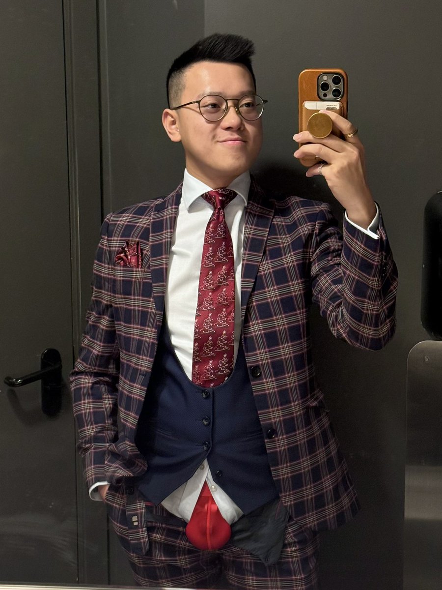 OnlyDapper tweet media