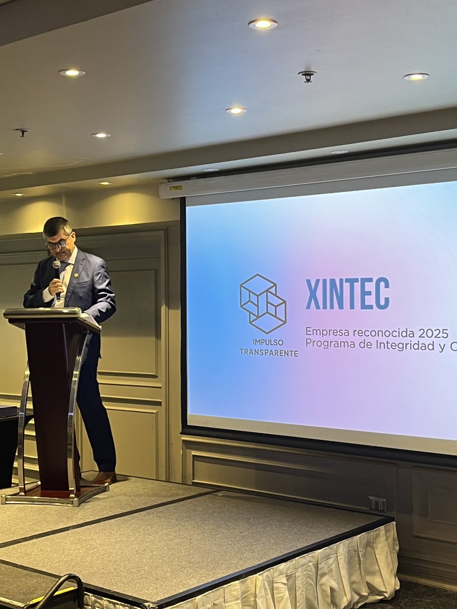 xintec's tweet photo. @xintec  recibió el reconocimiento #ImpulsoTransparente de @Ch_Transparente 🙌
Un hito que destaca nuestra Cultura Naranja y el principio que nos guía desde 2008: “dormir tranquilos”, trabajar con integridad y decisiones justas.
Gracias al Team Naranja. https://t.co/uwdnm9j3Ee