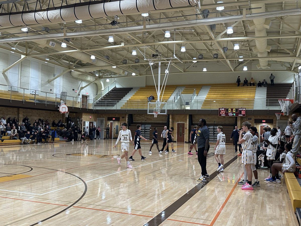 MHSMDATHLETICS's tweet image. Always a good afternoon to beat the cross town rivals! @miltonhershey @CHPrincipals @MHSATHLETICS4