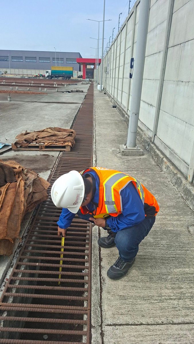 inatec_cc's tweet photo. En INATEC, nos comprometemos a transformar cada diagnóstico en soluciones reales, por lo que este análisis preliminar será la base para desarrollar propuestas de mejora que optimicen la seguridad, eficiencia y sostenibilidad de sus instalaciones. https://t.co/dbPpR7Ib1J