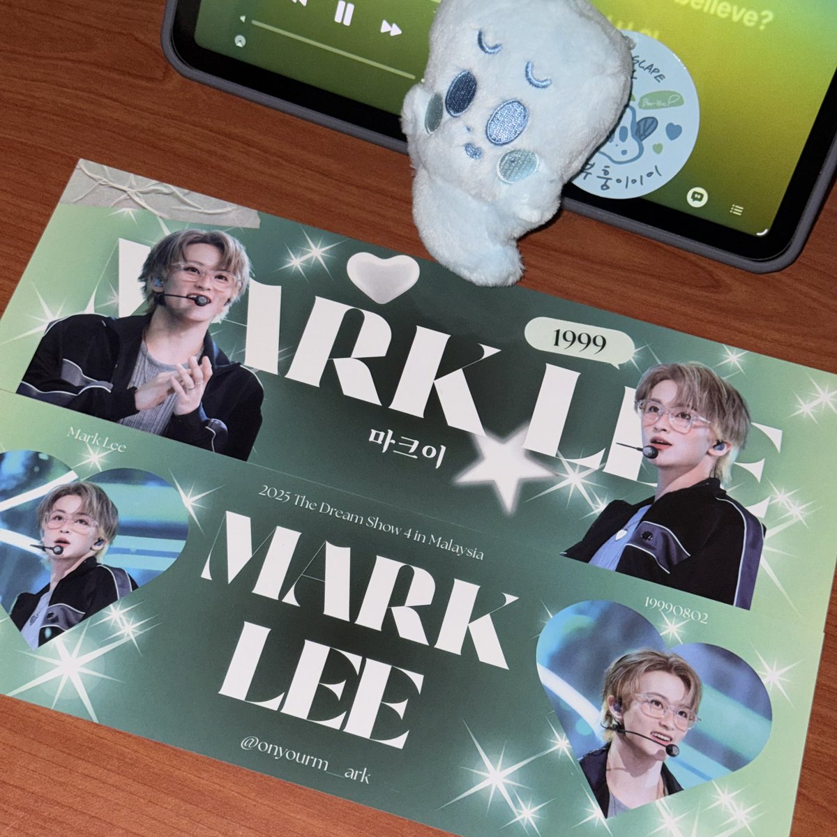 Michelle0730_'s tweet photo. #tds4inkl freebies ⋆｡°✩
mark mini handbanner🐯🤩💚
by @Michelle0730_ ✮ 

📍axiata arena
📆 13th dec | day 1

how to claim? 
✮ rt &amp; like this post
✮ say hi &amp; show me this tweet on dday

time and venue tba!!

see u guys on d-day⋆˚✿˖

#TDS4inKL #TDS4inKUALALUMPUR https://t.co/ljWleKYhiM