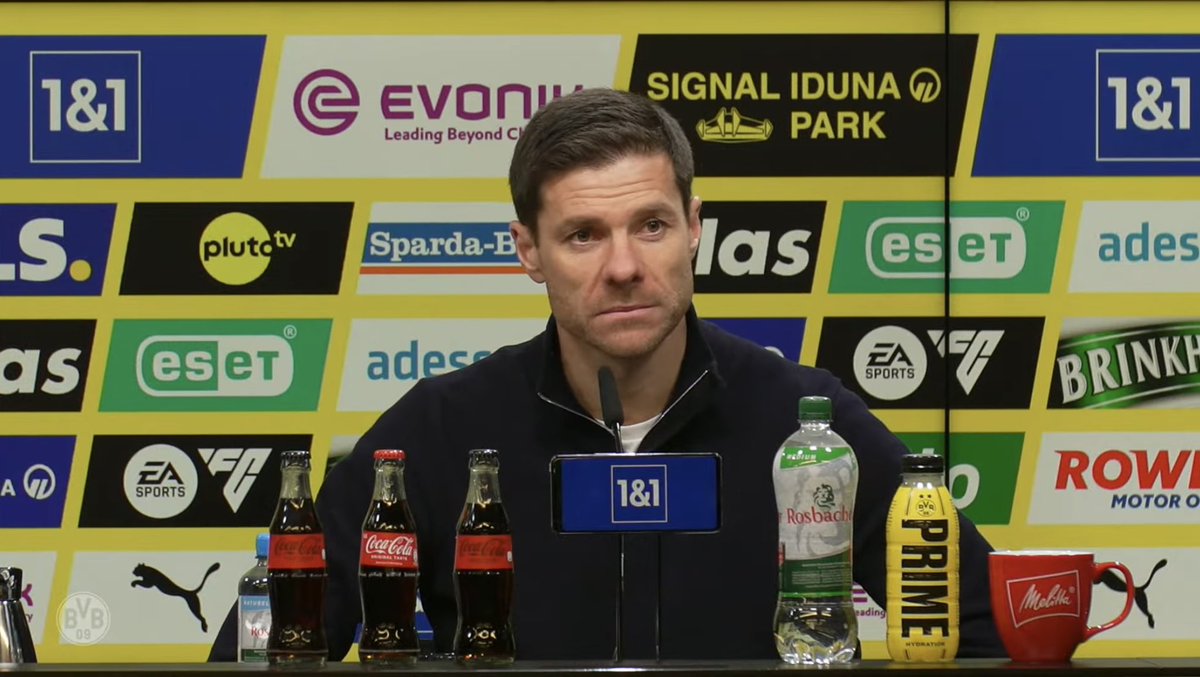 simon___13's tweet image. Come to #BVB Mr. Alonso.