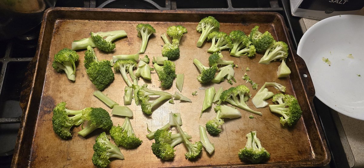 Brokkoli 🥦 tweet media
