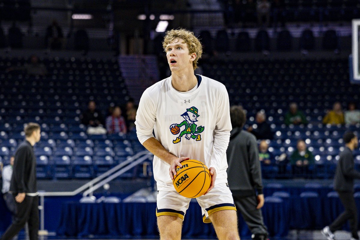 NDmbb's tweet image. new shooting shirts looking real clean ☘️