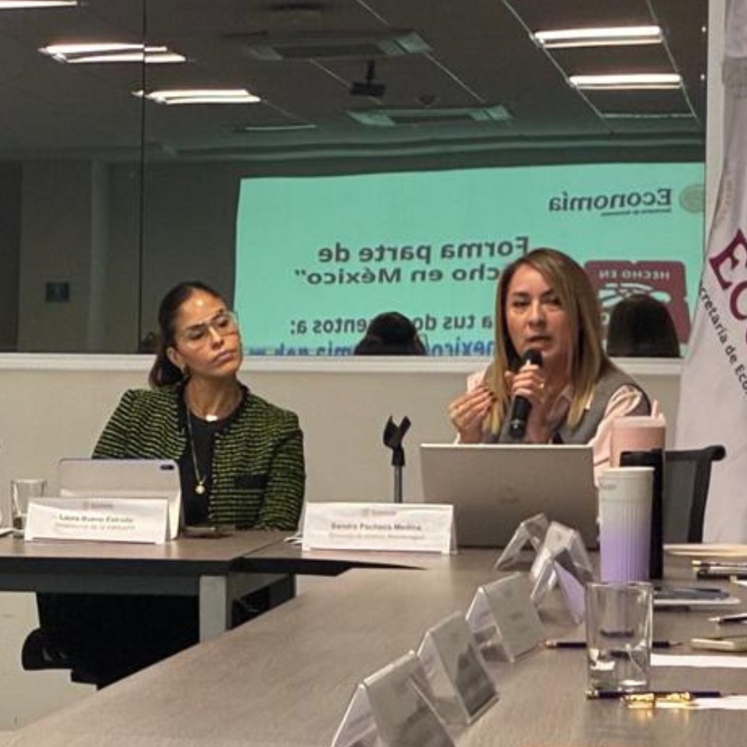 Shirley_AC's tweet photo. Hoy tuvimos un encuentro entre #AMAAPP y la @SE_mx  en la última reunión del año de la Comisión de Alianzas Público Privadas con la maestra @andreasolanor, para hablar de Plan México y La marca Hecho en México, como factores de impulso y desarrollo en nuestro país. #HechoEnMexico https://t.co/xKKzDZ3NZB