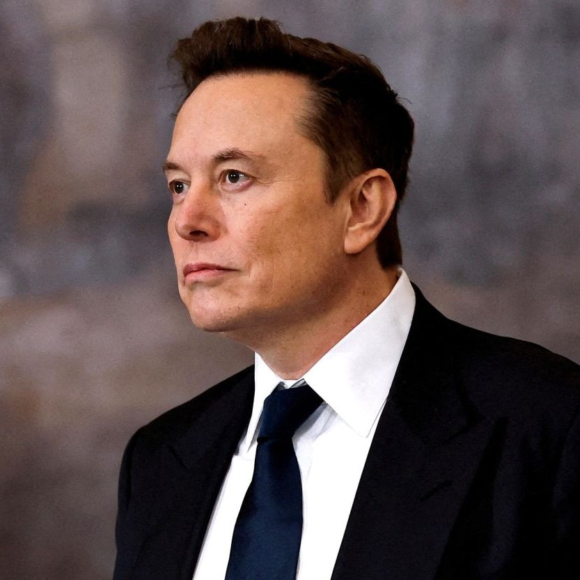 EricLDaugh's tweet image. 🚨 BREAKING: Elon Musk calls Somali Rep. Ilhan Omar "a traitor to America"

Ilhan said of Elon: "He's one of the dumbest, luckiest people to exist on this earth."

DEPORT THIS SOMALI TRAITOR!

She committed fraud to get here by marrying her brother. GO BACK TO SOMALIA.