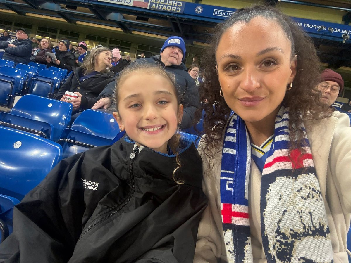 HGT_Chelsea's tweet image. 📸 from our ticket giveaway winners  watching @ChelseaFCW qualify for the #UWCL knockouts 💙💙💙💙💙💙
#HerGameToo #WeSeeYou