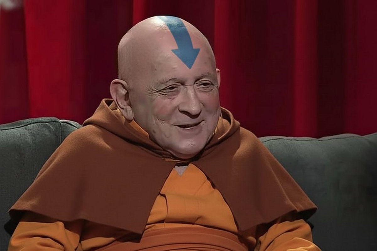 Aang en la 3 temporada llegando a pelear contra Ozai