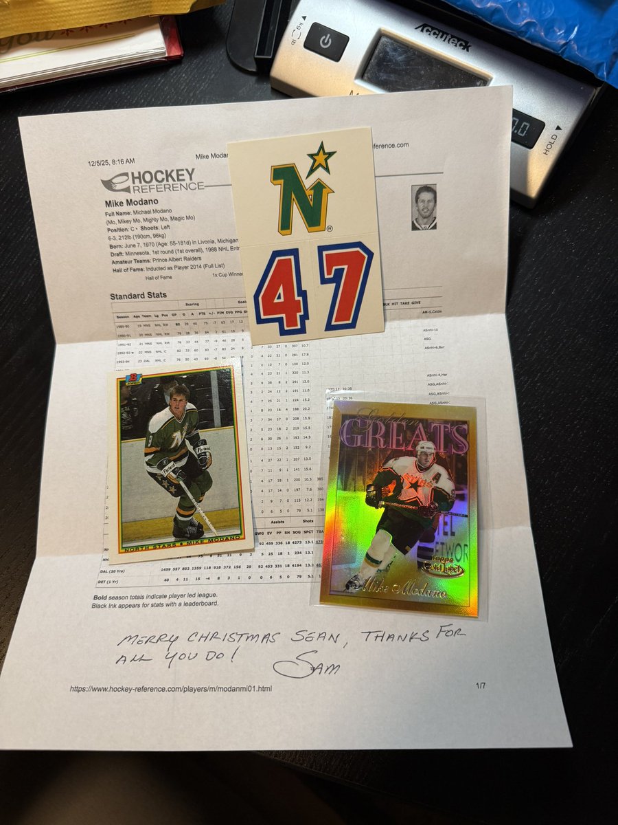 snhs2's tweet image. Received my #RAKmas gift from @sam_bishop57 today and it’s pretty incredible!  Thanks for all that YOU do Sam!  ❤️