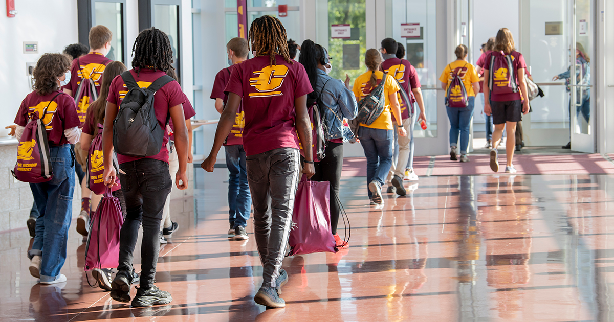 CMUCharters's tweet image. #CMUCharters #PartnerSchools can give students a firsthand look at college life by attending our Experience Central or Fire Up for Your Future events! Multiple spring dates are available. Visit the Events tab on our website to learn more: thecenterforcharters.org