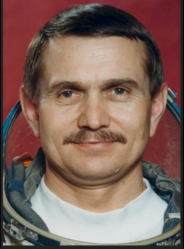 Ana Julia tweet media