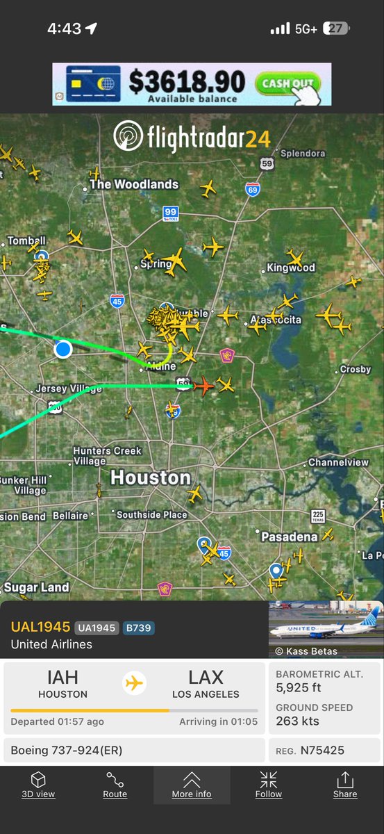 jbar2525's tweet photo. @flightradar24 What happened with this one.  Flew to El Paso then turned around and went back to Houston https://t.co/UMYS3DtHEz