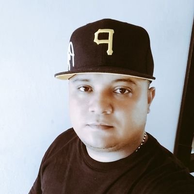 Señor <a href="/Alexi2Castillo/">Alexis Castillo</a> Yo conozco un muchacho que es Especial. El quiere una camisa de Junior le agradezco me ayude. Aquí debajo dejo su foto para que por favor lo tenga en cuenta o si lo puede contactar <a href="/IlCabe19/">Ronaldo Corleone</a> aquí le dejo su cuenta