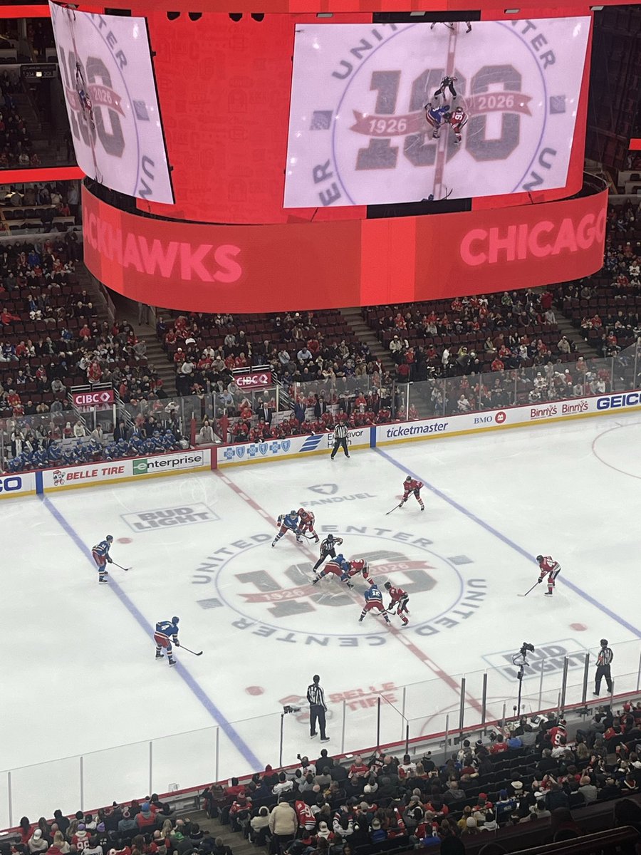 Game ON at the United Center. #Blackhawks vs. #NYR in an Original Six matchup.