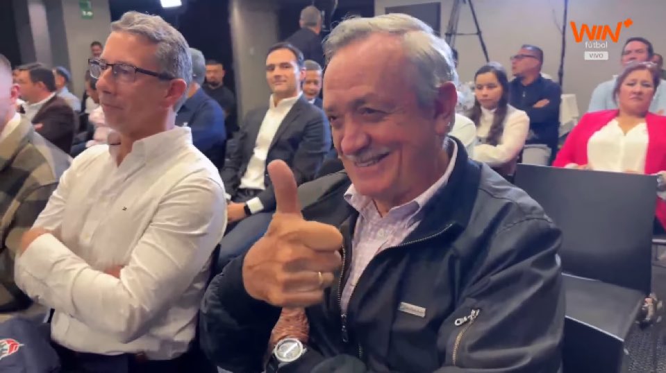 “Amor estoy cansado de Millonarios ya no quiero saber más de ese equipo”

Yo cuando empieza un nuevo semestre: