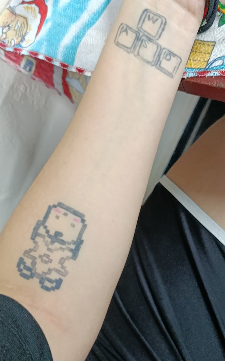 GeodeoVT's tweet image. E se eu tatuar o Jeff no braço?