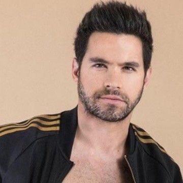 veg37271's tweet image. Eres el preferido del publico #EleazarALaFinal
#LaGranjaVIP