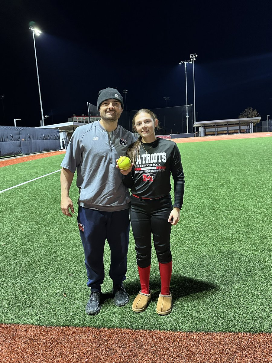 madelyn_hamrick's tweet photo. I hit my first homerun tonight in my school ball scrimmage!! Yeah it may have been a scrimmage but still super pumped about it! Can’t wait for szn! 💙❤️🥎I think @QD___6 may have known it was gone.😂 @xtremedemarini @SBRRetweets @SoftballDown @ExtraInningSB https://t.co/wrgAL1vB3n