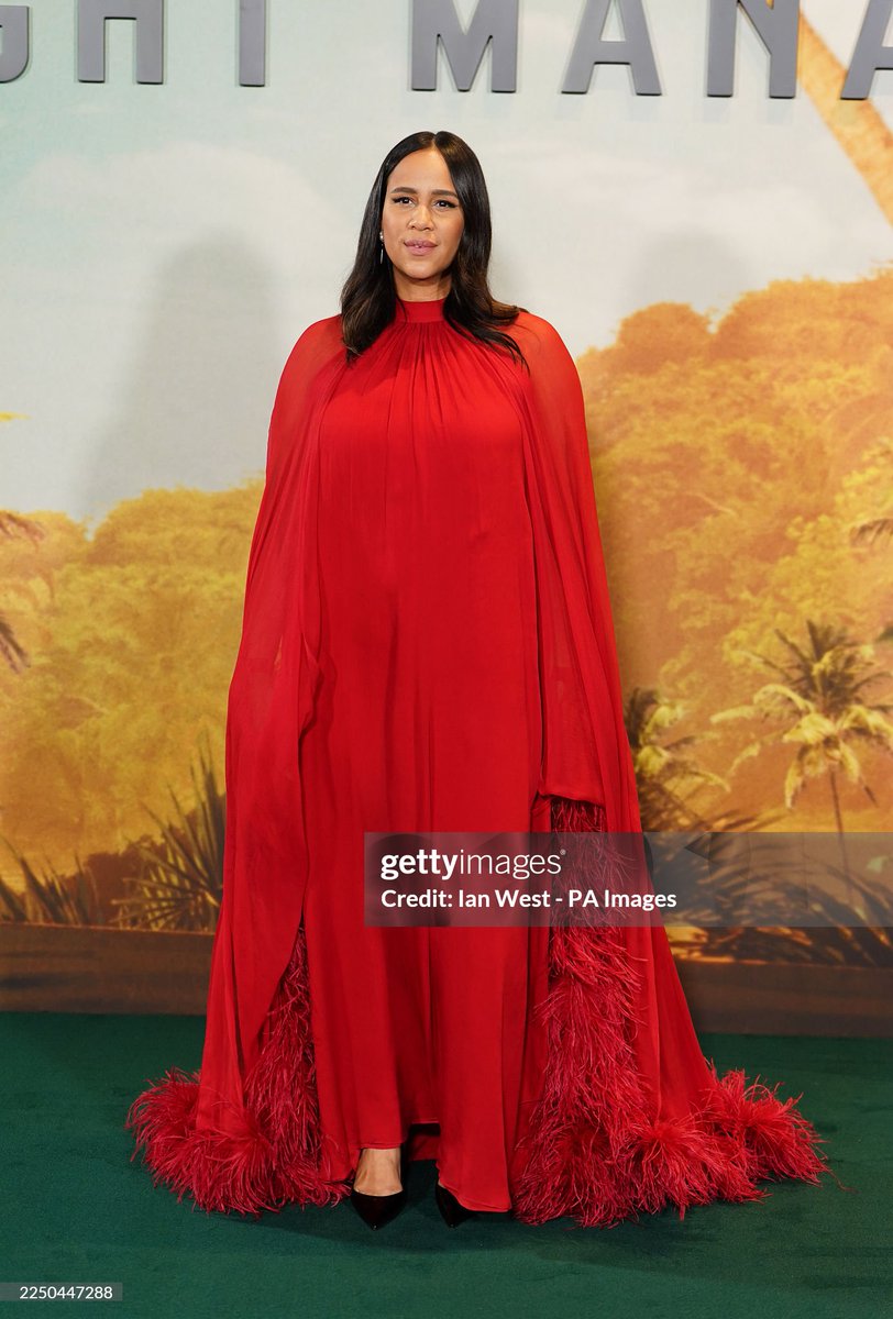 zawe ashton daily tweet media
