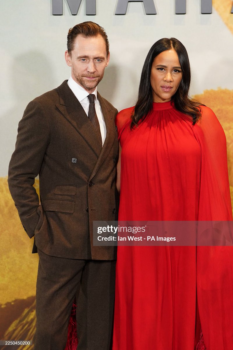 zawe ashton daily tweet media