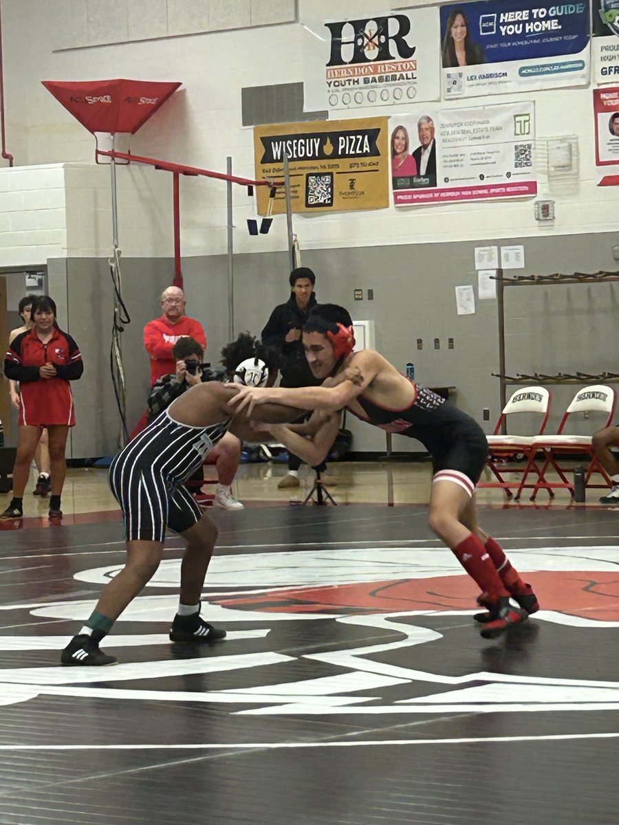 HerndonHS's tweet photo. Wrestling action at the Nest! https://t.co/9XcqBDeQaQ