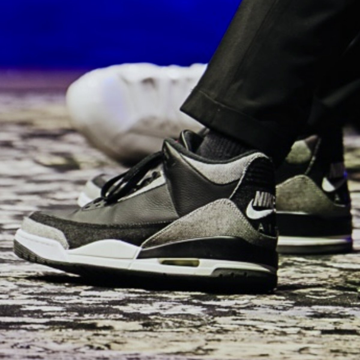Spike Lee rocking the 2026 Levi's x Air Jordan 3 SP “Black” 👀⚫️👖