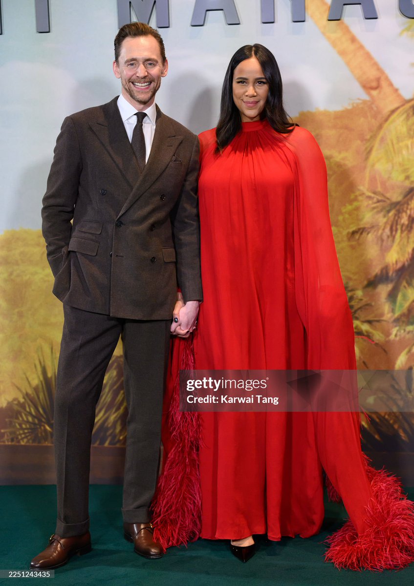 zawe ashton daily tweet media