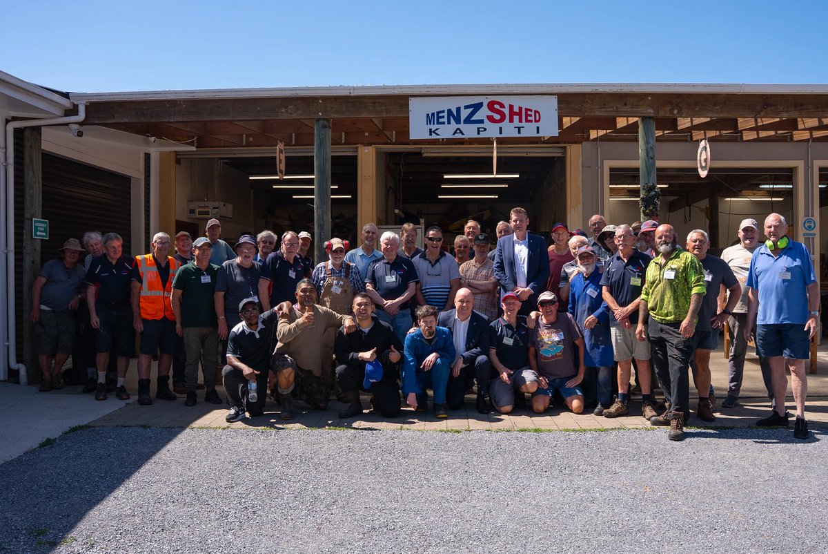 Christopher Luxon tweet media