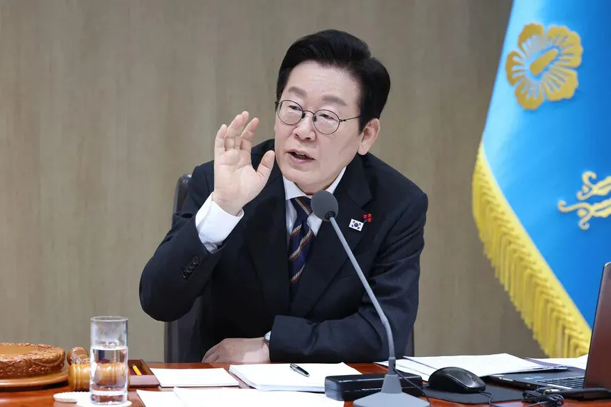 RevEricFoley's tweet photo. https://t.co/8fVJkafTVj

If a religious organization commits “anti-social acts”, it can be dissolved legally, according to Pres. Lee.

VOM Korea is a religious organization chartered under the Ministry of Culture, Sports, and Tourism, so this news bears particular watching. https://t.co/StfFqVrb4g