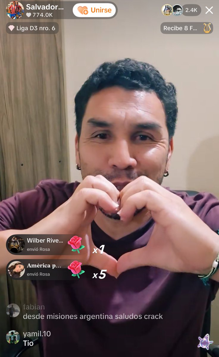 No hace ni un mes que Salvador Cabañas se creó su cuenta de tik tok y ya tiene 100mil seguidores, uno de las personas más queridas de este País, tipazo.