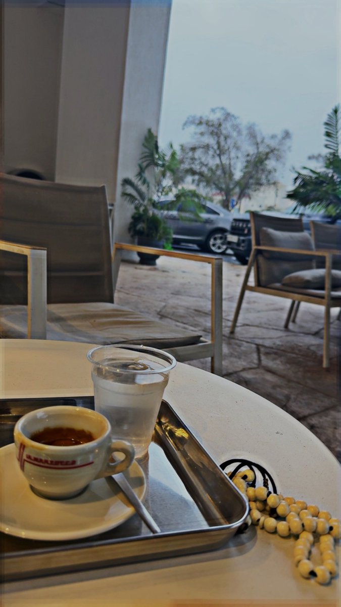 طارت طيور الصبح بارزاق الصباح
وتبدلت لوعات قلبي والتهى

عاد انت لا تندم على اللي راح ؟ راح
ودعتك الله حط نقطه وانتهى