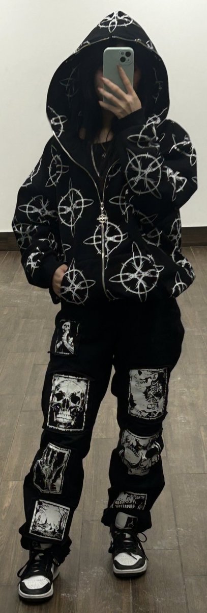 xcvi_'s tweet image. 🙂‍↕️