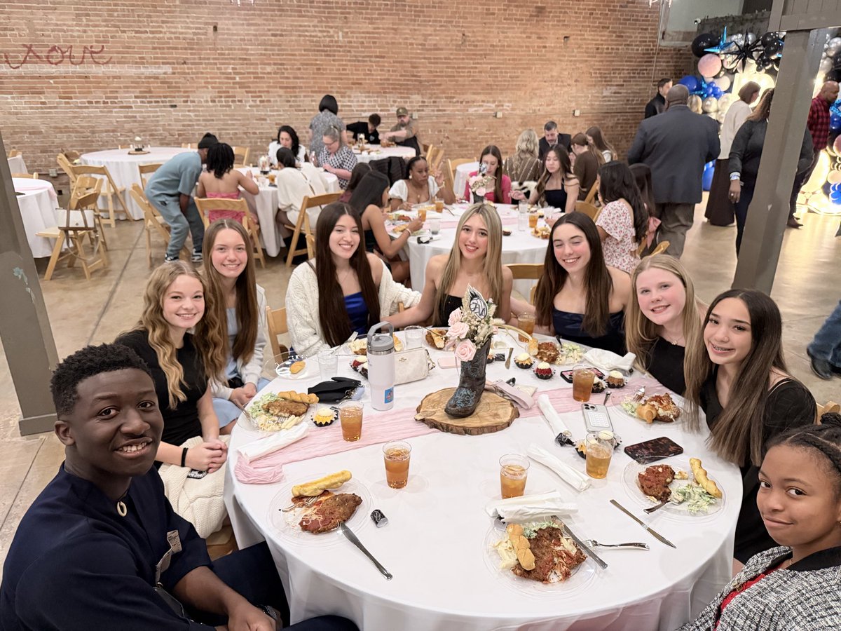 Terry Mouton tweet media