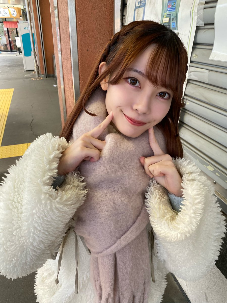 Post by 齋藤有紗(ラフ×ラフ) 3/9 Zeppアニラ🌻 on X: おはよっ💌