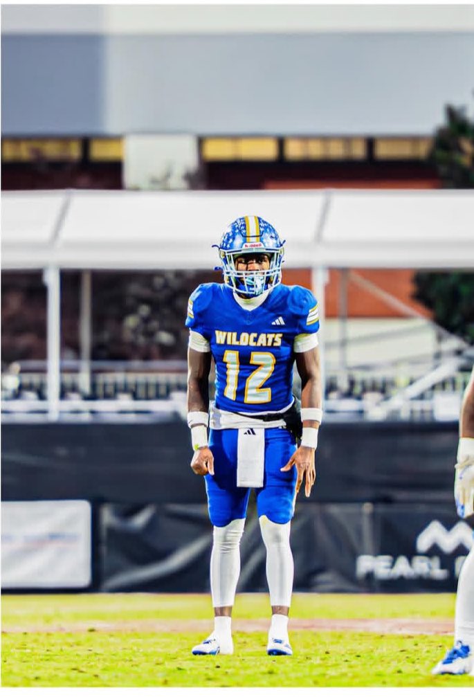 darrien_peters's tweet photo. CB/FS, 32 tackles 6 pass breaks ups and 2 interceptions,    didn’t play defense full season @CoachBilderback @Khurley131 https://t.co/F4b06UW8Yf