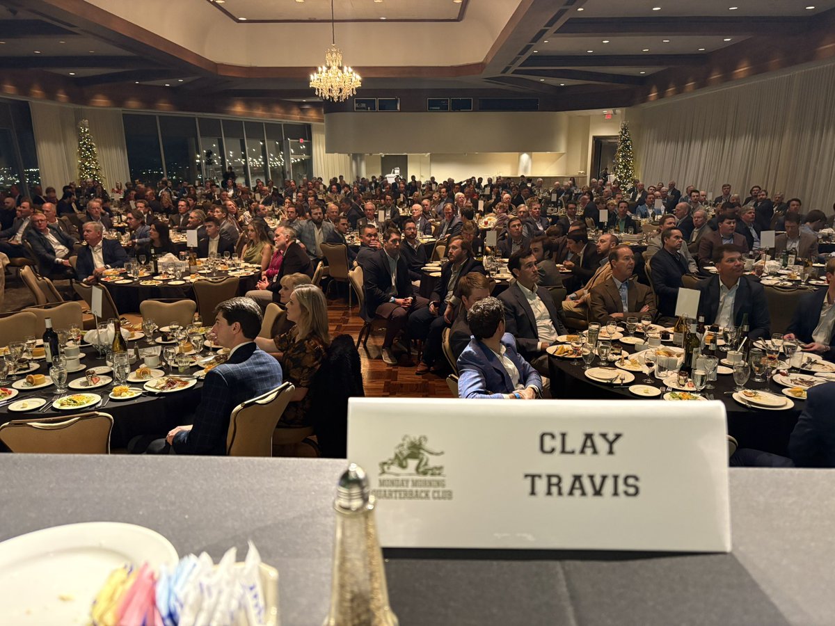 Clay Travis tweet media