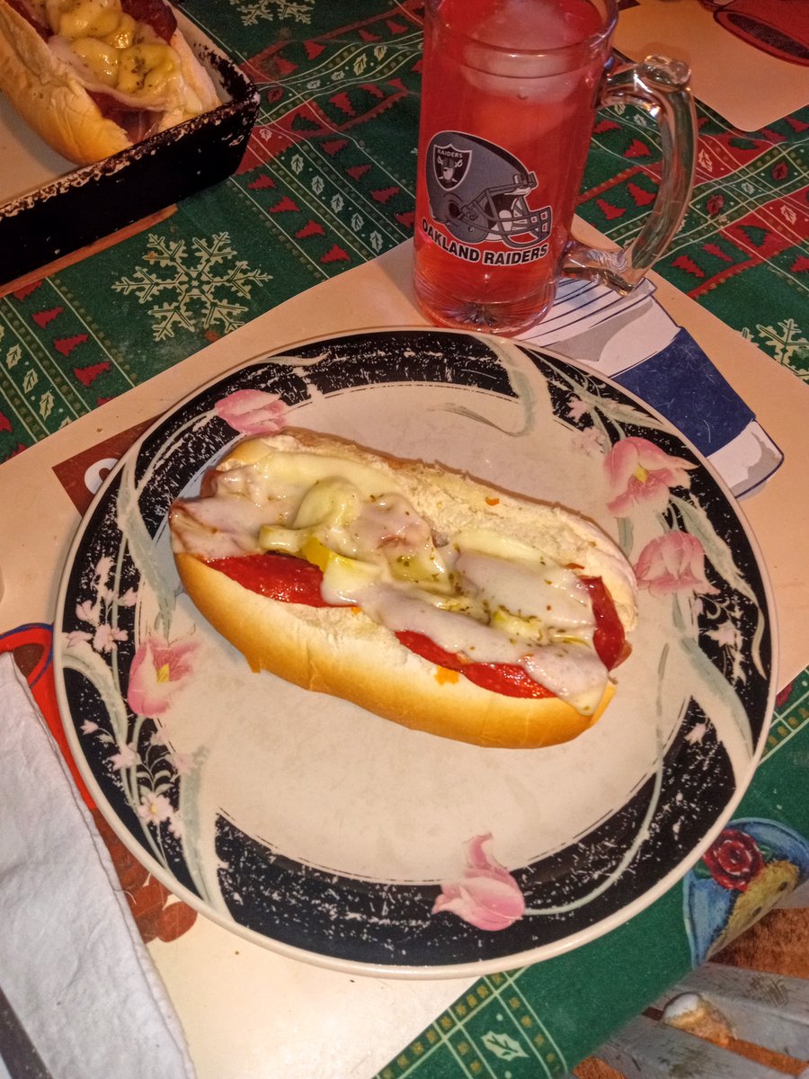 BrooksideRaider's tweet image. Baked Italian subs for supper. Salami, prosciutto, provolone, pepperoni, banana peppers, oil &amp;amp; vinegar with oregano on top of the cheese. I got away with one &amp;amp; almost another half.