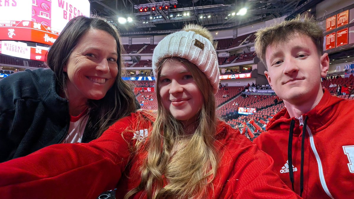 The <a href="/tapnorris/">Pat Norris</a> fan club reporting for duty! 🫡 #GBR #Huskers