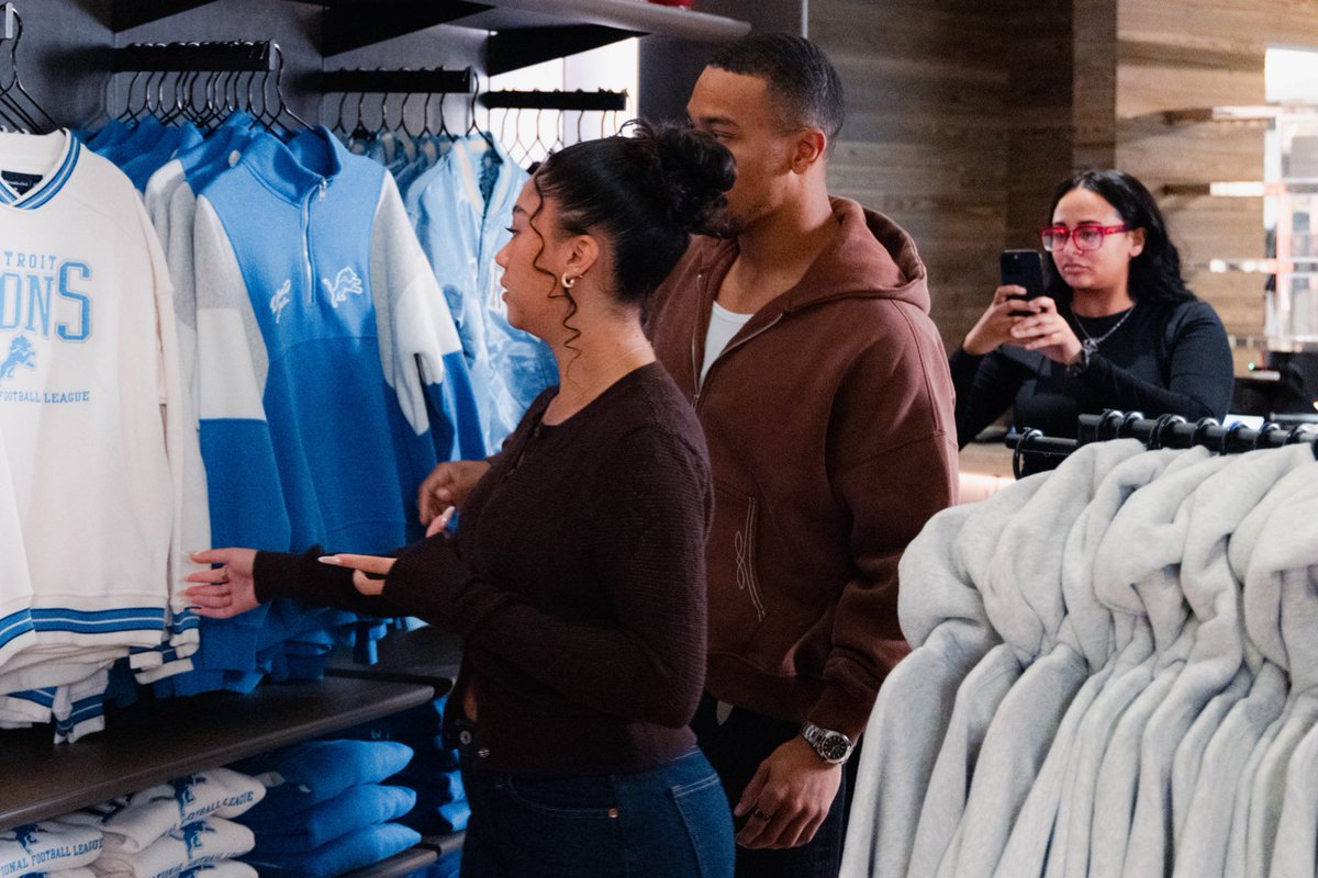 star girl tweet media