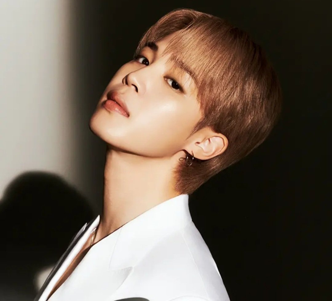 🖤 Luxury just found its muse. JIMIN is your new global ambassador for LADOR

#BTS #JIMIN #JIMINxLADOR