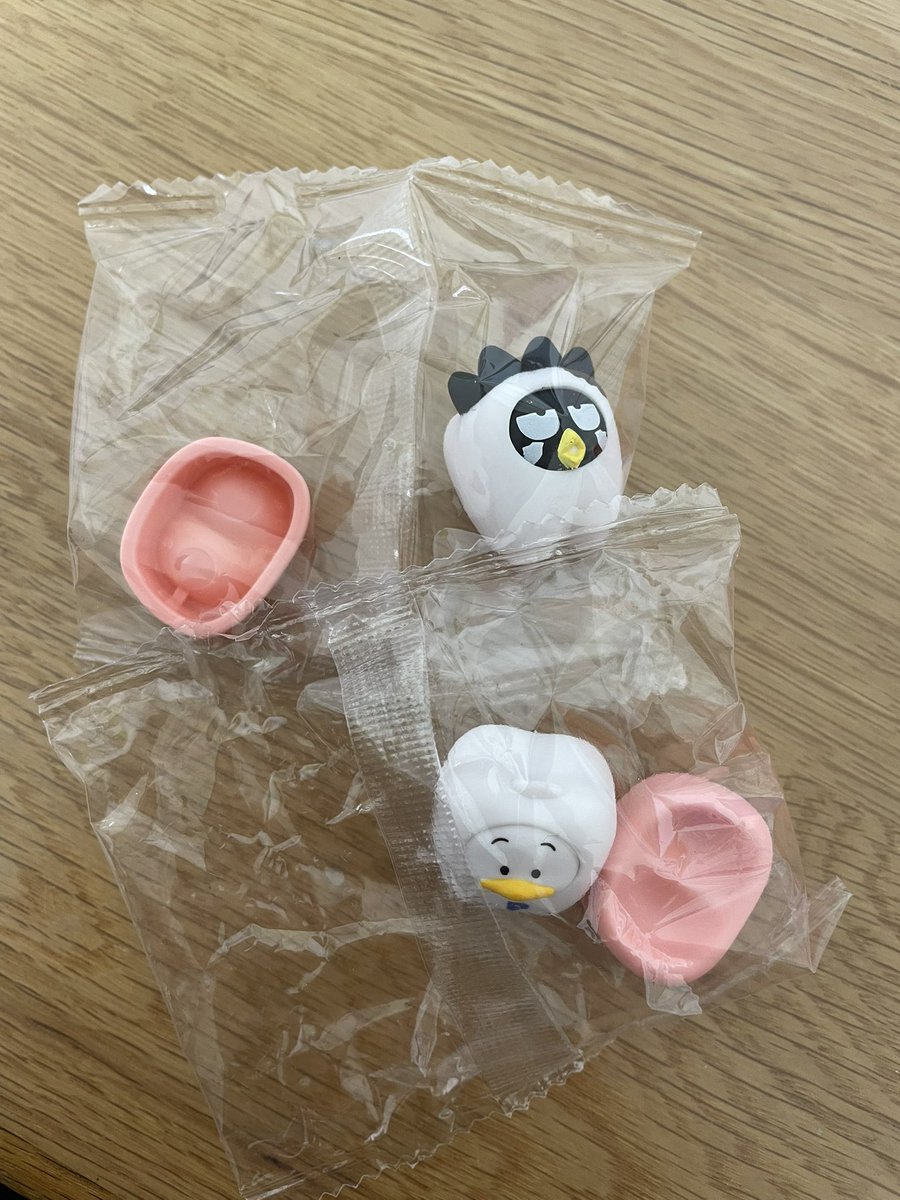 jjj101204's tweet photo. サンリオ ガチャガチャ みんなでなっちゃお! 歯  #サンリオ交換 

【譲】バッドばつ丸、あひるのペックル

【求】レア、ハローキティ

お気軽にリプにてお声がけください🙇🏻‍♀️✨ https://t.co/cX8vqf0nTQ