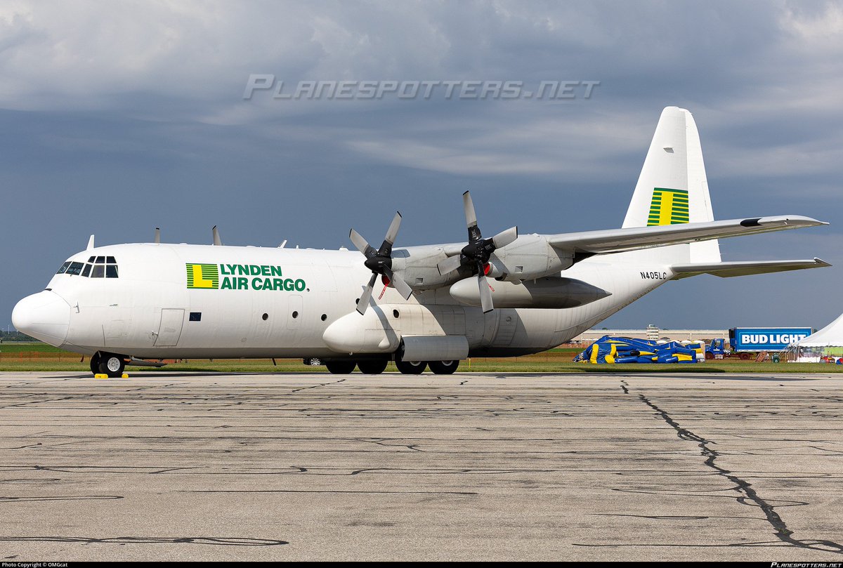 FlconEYES's tweet photo. N405LC Lynden Air Cargo 
Lockheed L-100-30 Hercules (L-382G)

Contratista civil, relacionado a cargos del gobierno y cosas de 3 letras. 🧐 
#CharlotteAmalie, #StThomas, #VI
LYNDEN AIR CARGO LLC
#AvGeek #ADSB #planespotting #10Dec https://t.co/iwIf7RrIrF