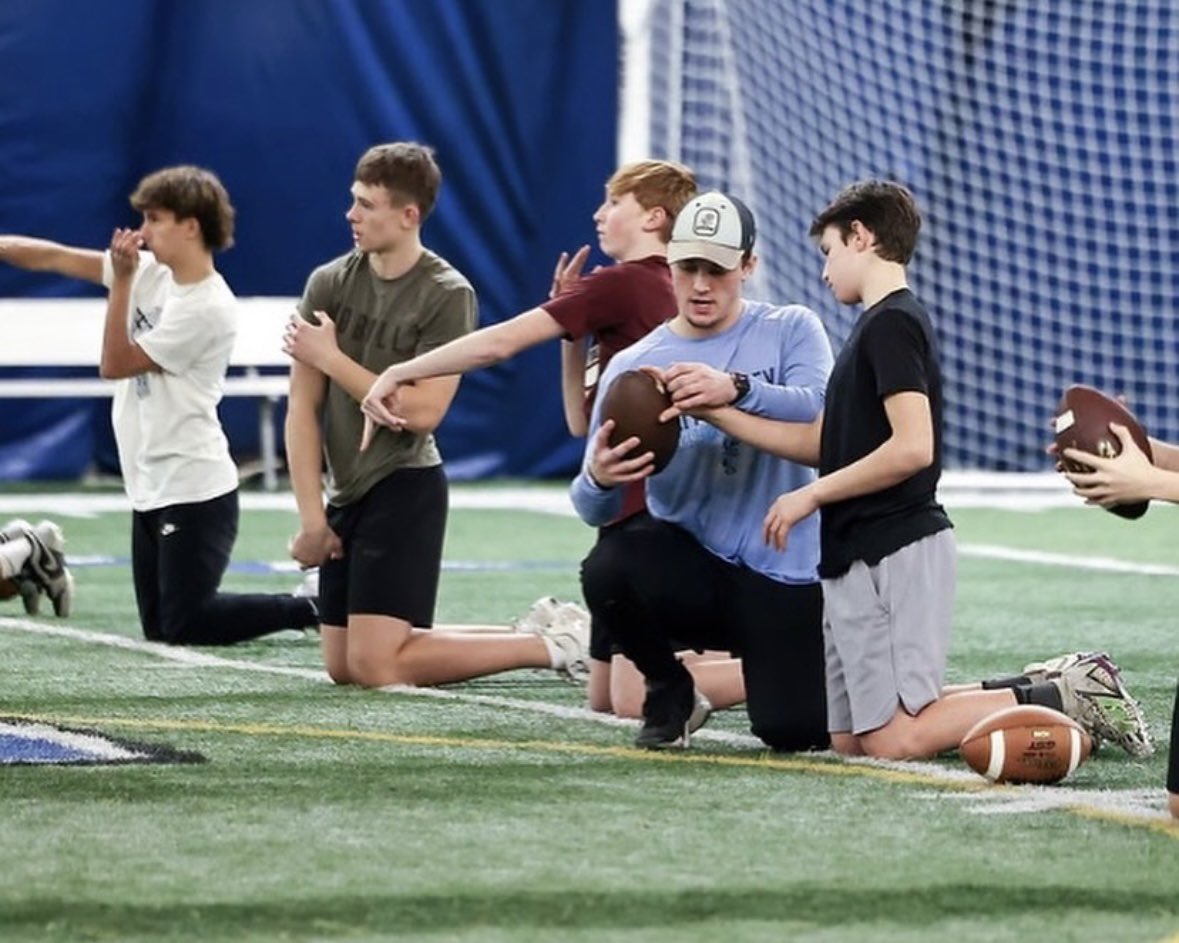 Jeff Trickey Quarterback Technique/Leadership Camp tweet media