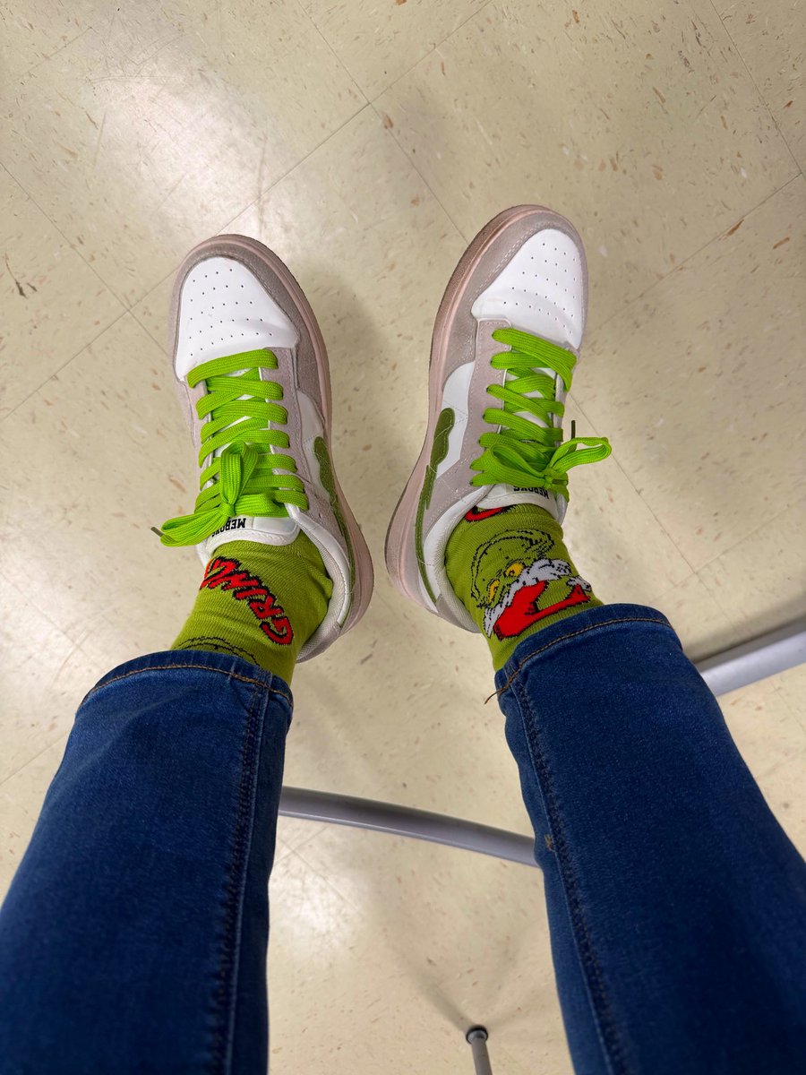 Q. Fields tweet media